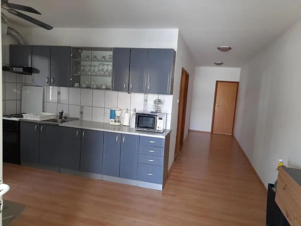 Apartment Apartmani Plesa Vir