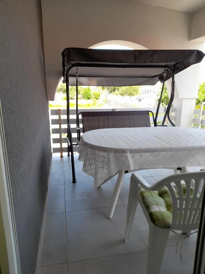 Apartmani Plesa Vir Croatia