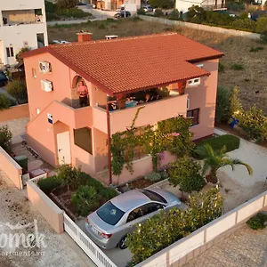 Tomek Apartament
