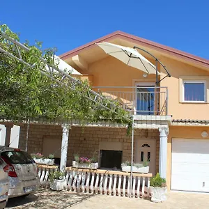 Novoselic Apartament